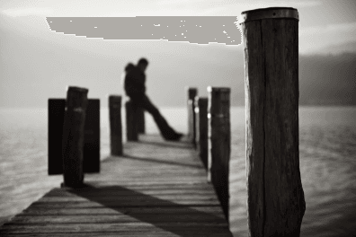 ما وراء قناع الاكتئاب المبتسم.. "الوجه المظلم للضحك" 8 الاكتئاب و خطر الانتحار