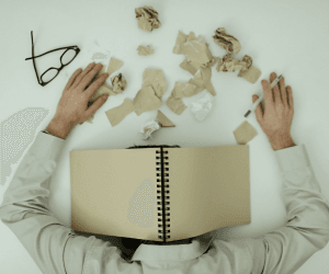 الضغط النفسي: العدو الخفي في حياتنا اليومية 4 الضغط النفسي